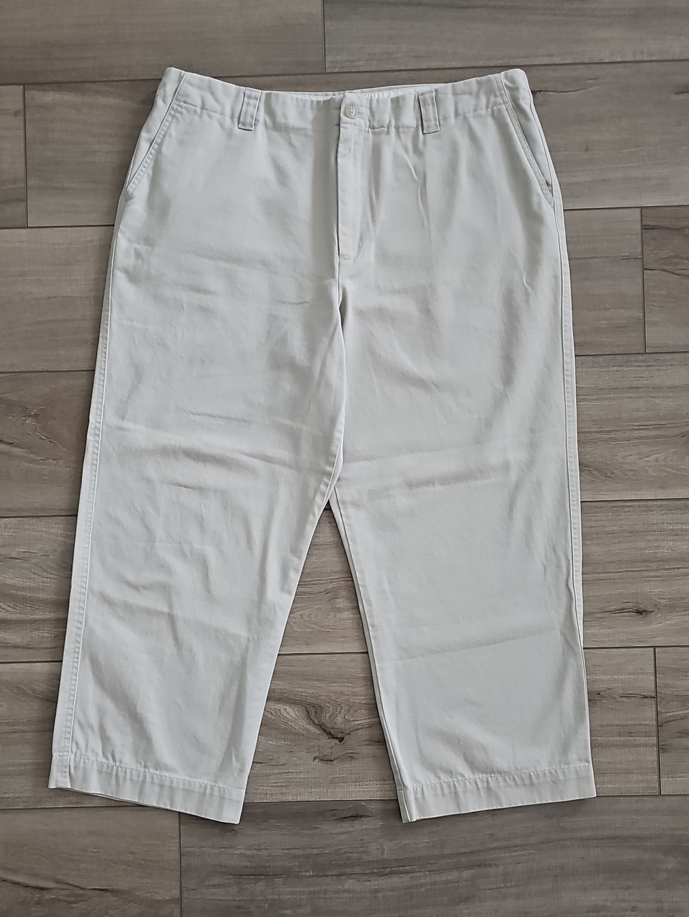 GAP Clean Cut High Rise Cropped Khaki Pants Cream 16